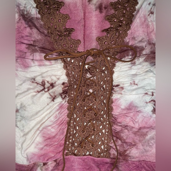 VENUS Tie-Dye Lace-Up Fantasy Top, size Small, NWOT - Picture 3 of 8